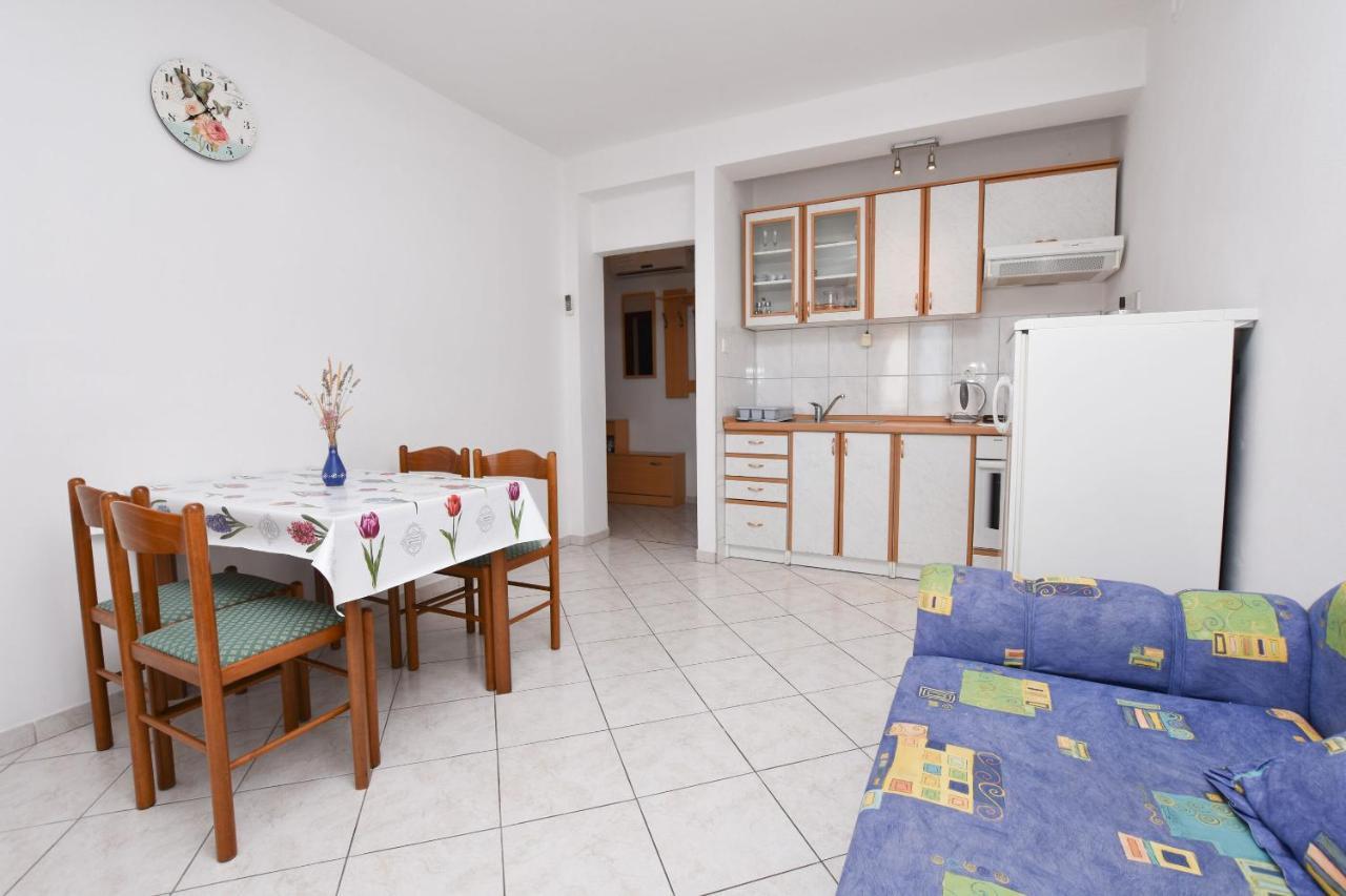 Apartments&Room Kiko Primošten Buitenkant foto