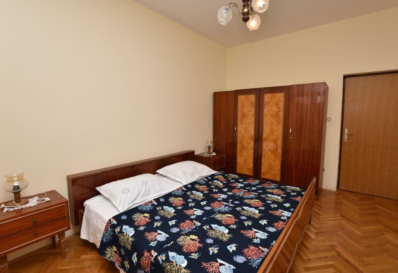 Apartments&Room Kiko Primošten Buitenkant foto