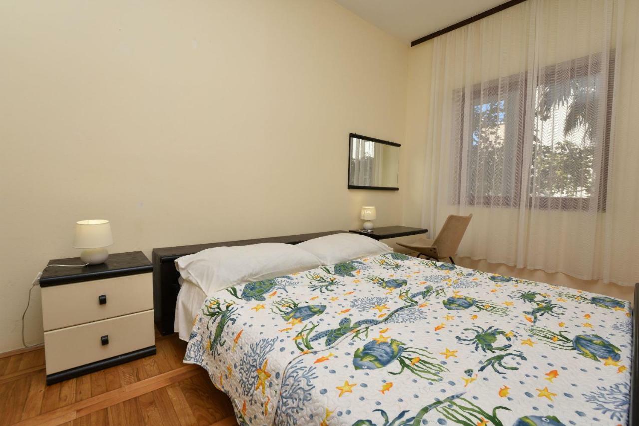 Apartments&Room Kiko Primošten Buitenkant foto
