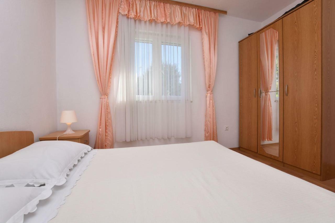 Apartments&Room Kiko Primošten Buitenkant foto